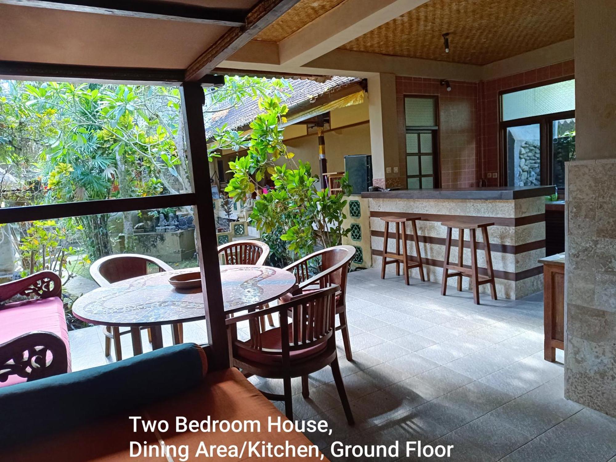 Guci Guest house *